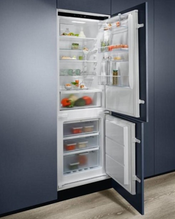 Встраиваемый холодильник Electrolux RNG7TE18S